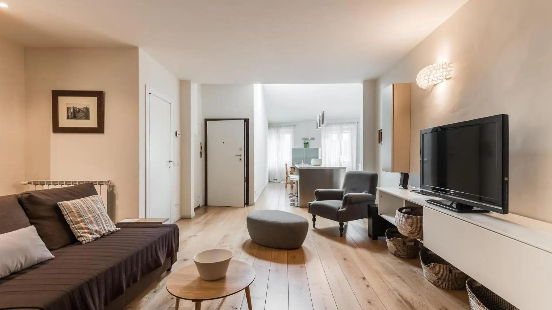 San Marco Luxury 3Br Apartment contacts